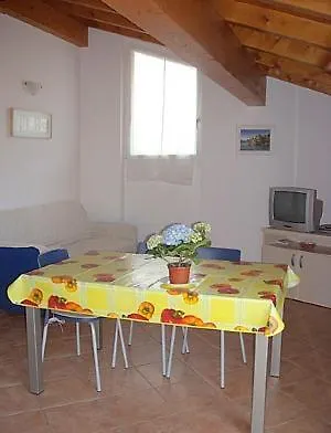 Sleeps 6 Pool Wifi فيلة Ossuccio
